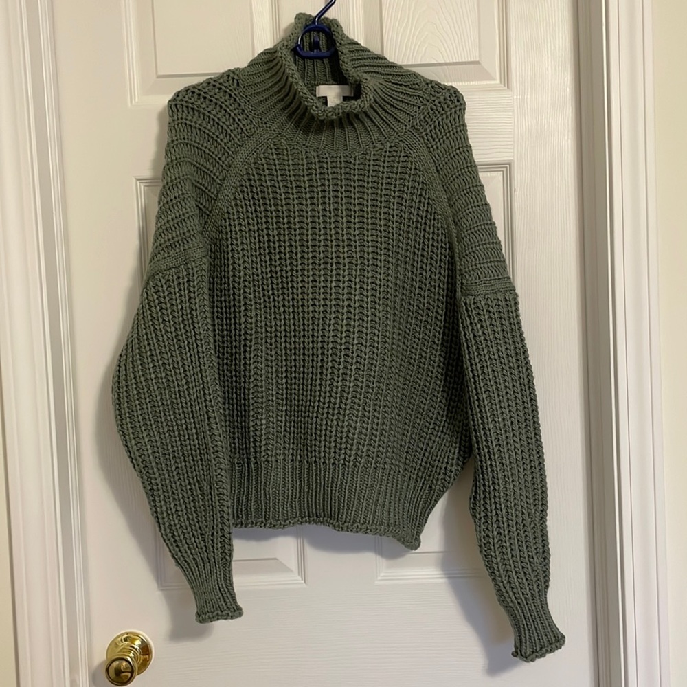 Knit sweater